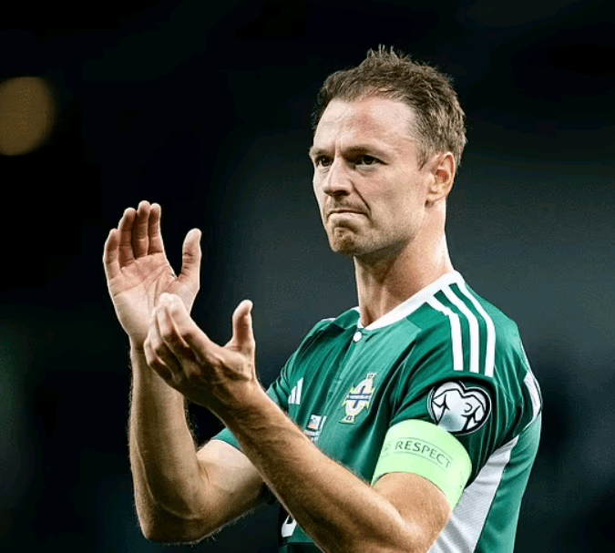 Man United Veteran Evans Announces Retirement from Northern Ireland National Team, Caps Capped at 107