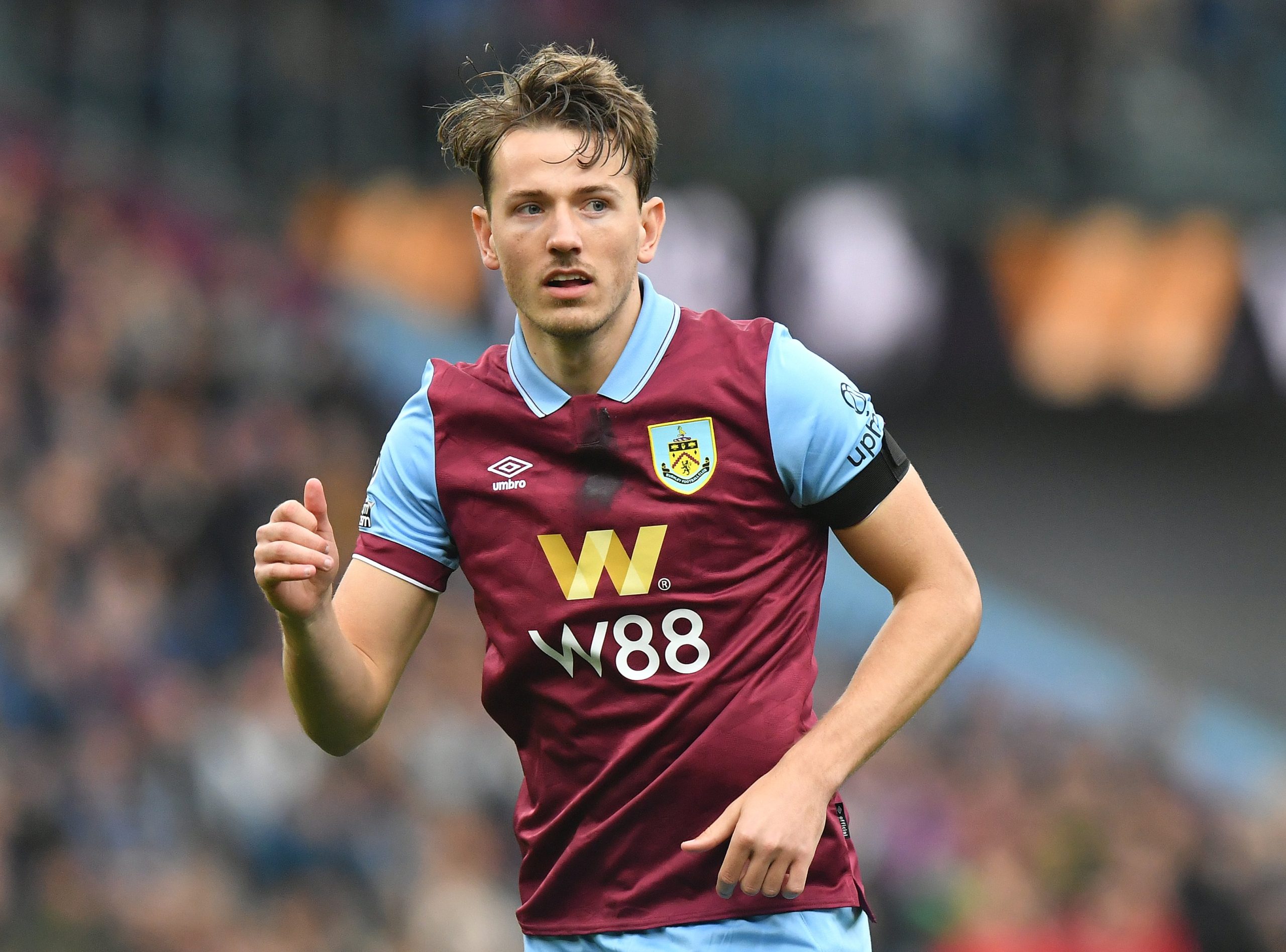 Romano: Burnley Midfielder Sander Berge Joins Fulham for £20 Million