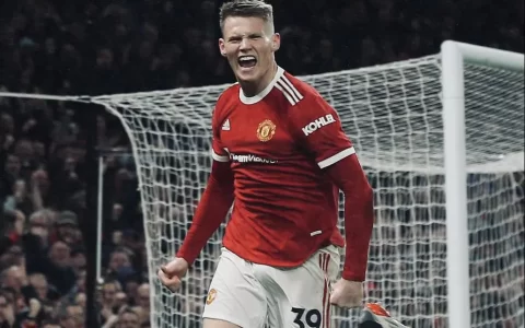 Romano: Napoli's €25m Offer for McTominay Rejected by Manchester United