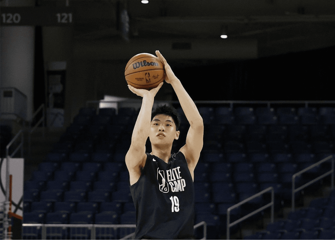 Nets Correspondent: If the Nets weren't interested in Cui Yongxi, they wouldn't have signed him; he will definitely play.