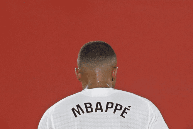 French Media L'Equipe: Mbappe Demands Overdue Salary of 55 Million Euros from PSG