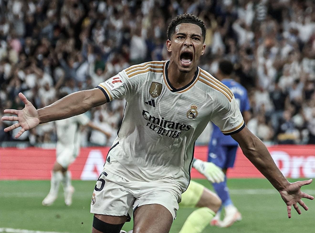 Ronaldo, Bellingham, and Other Superstars' Stunning Debuts at the Bernabeu; Will Mbappe Deliver a Phenomenal Performance Tonight?