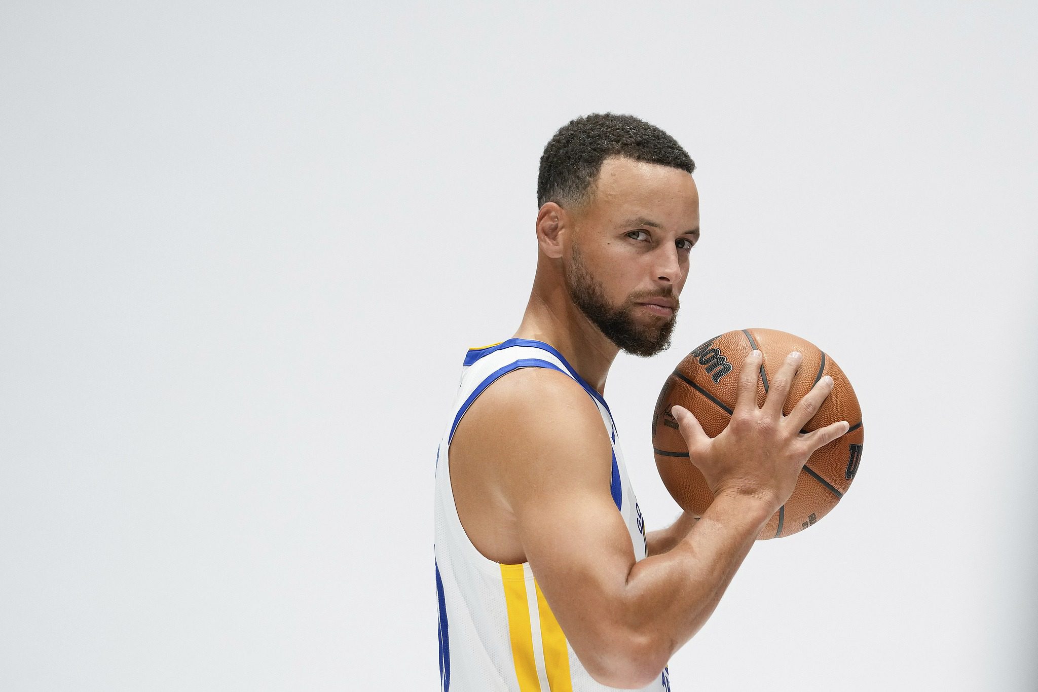 NBA New Season Team Preview: Warriors - The "Curry-Chase-Thompson" Trio Has Become History, Can New Signings Like Li Kairui Fill the Scoring Gap?