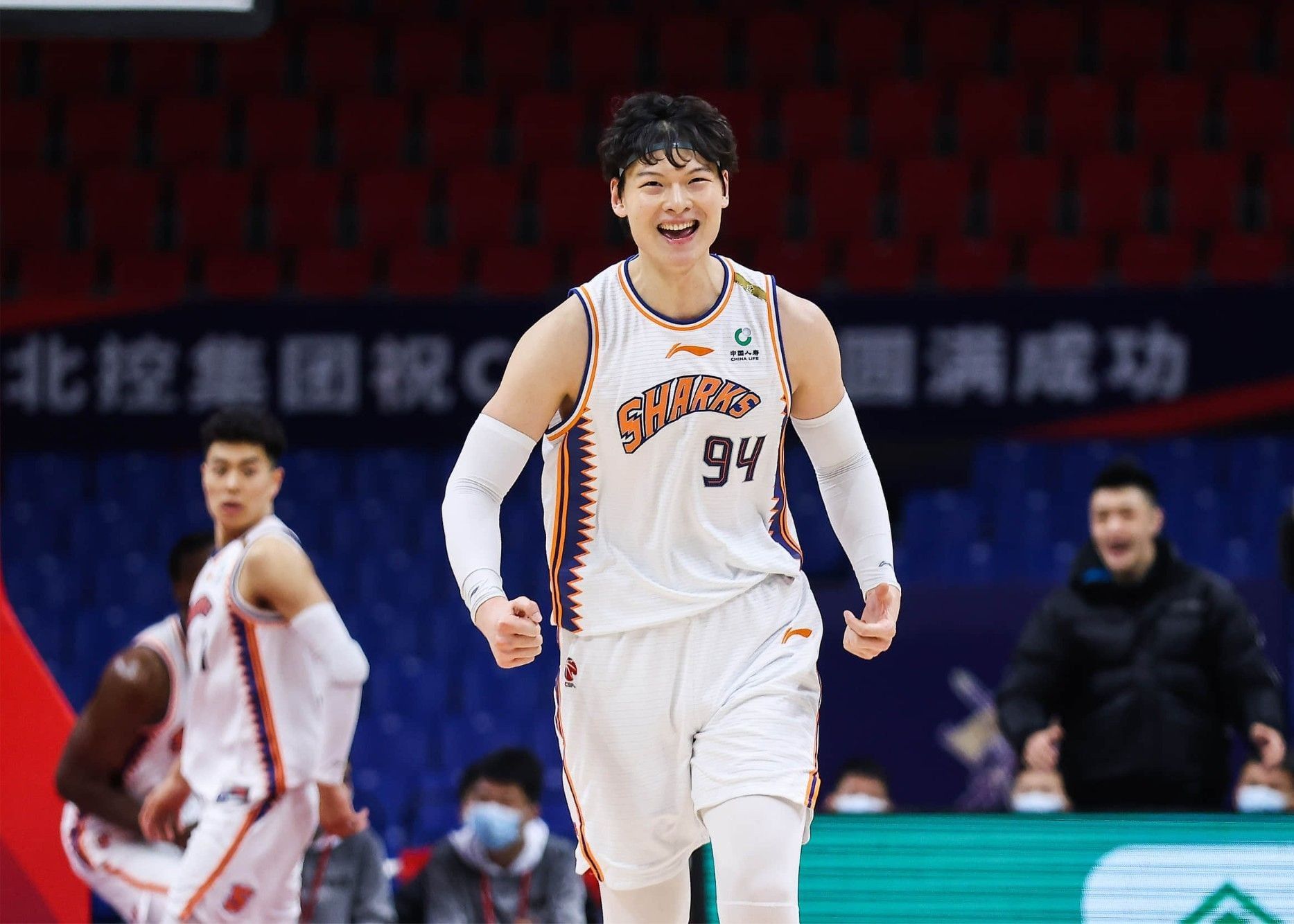 Passed the Physical Test Successfully! Wang Zhelin, Shanghai Men's Basketball Player, Achieved a Perfect Score in Weighted Squats and Made 15 Shots