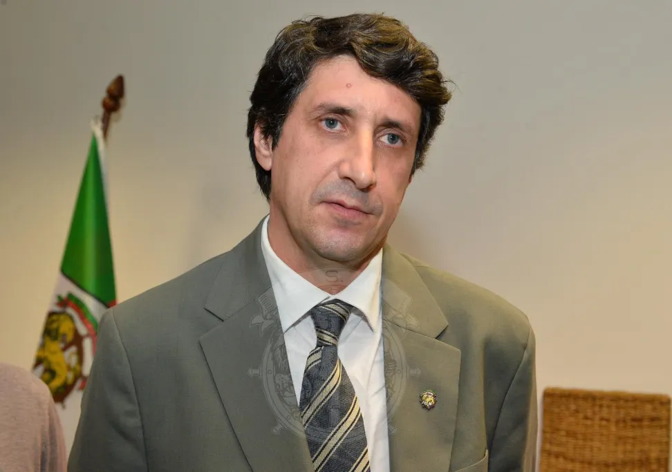 Dissatisfied with the Referee's Decisions, Maritimo President Suspended