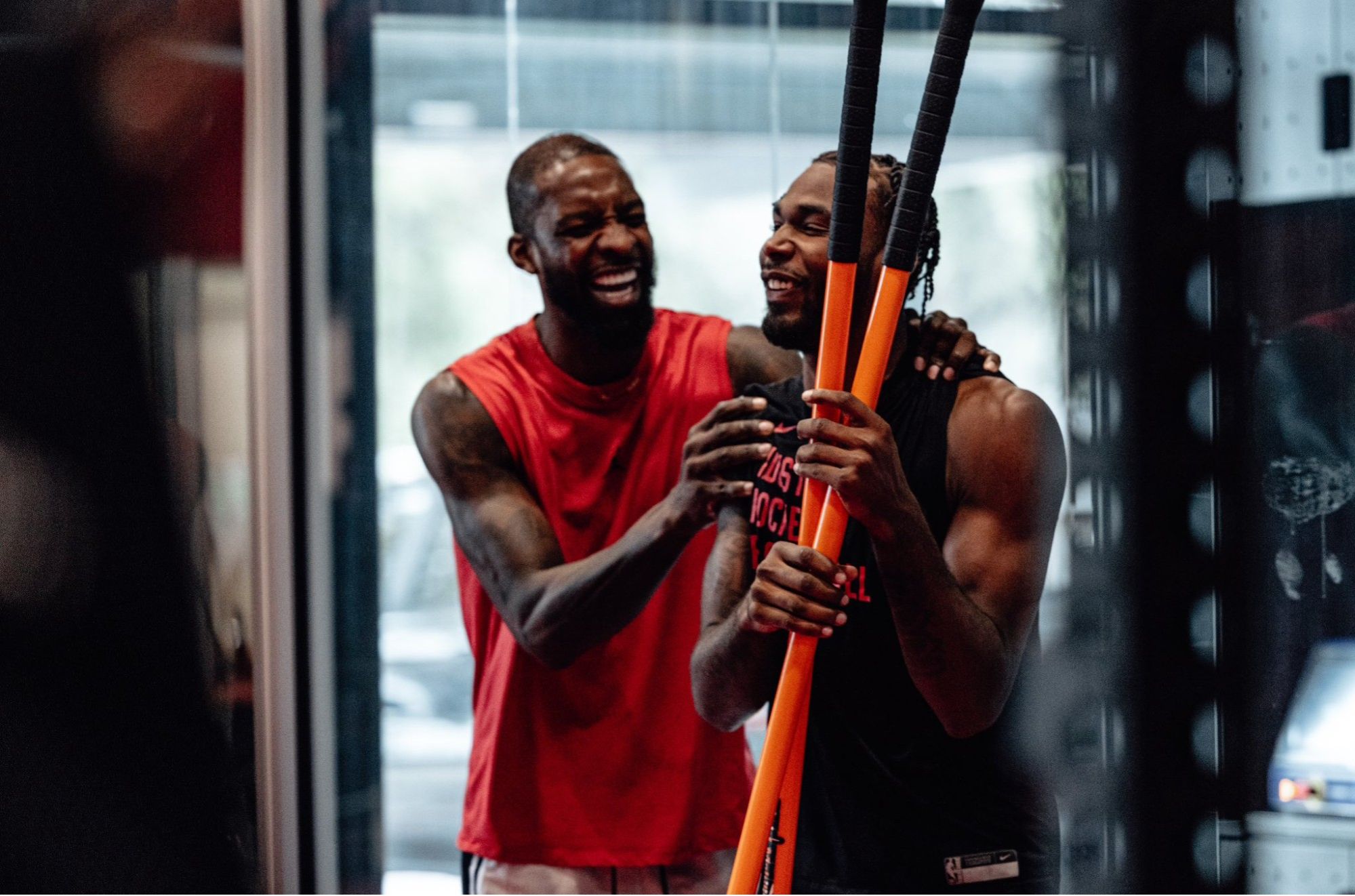 Hope your weekend is filled with laughter! The Rockets' official account shares training photos: Sheppard, Jeff Green, and Sengun in the pictures