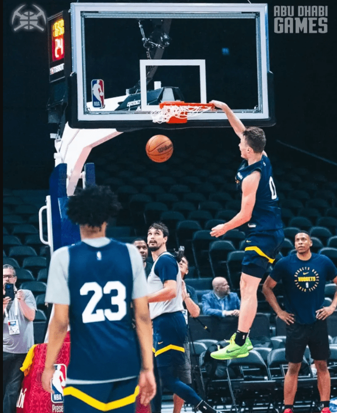 Warm and Innocent Smiles! Nuggets Officially Share Team Practice Photos: Westbrook and Malone in High Spirits