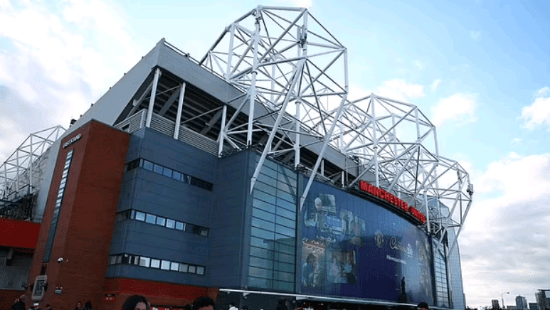 Official: Manchester United Confirms Appointment of Sir Norman Foster as Architect Responsible for Planning Surrounding Areas of Old Trafford Stadium