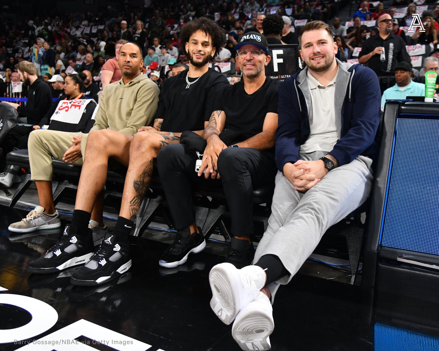 Dongqiqi, Kidd, and Lively Watch Live! Liberty Scored Only Six Points in the Third Quarter & Went Scoreless for Seven Minutes!