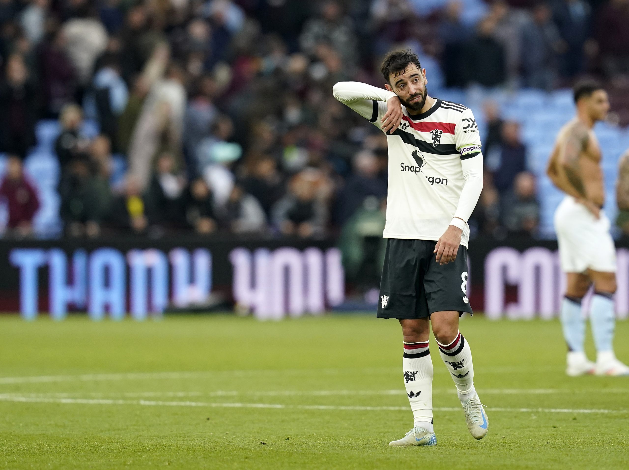 Han Qiaosheng on Manchester United vs Aston Villa: Haven't seen such a boring match in a while. Will we be watching Manchester United in the Championship next year?