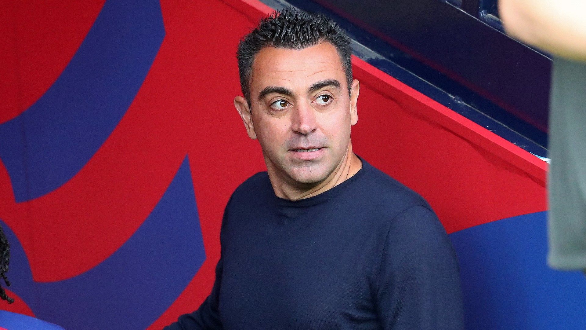 Roma Sports: Before De Rossi's Departure, Roma Considered Xavi as a Replacement but Was Politely Rejected