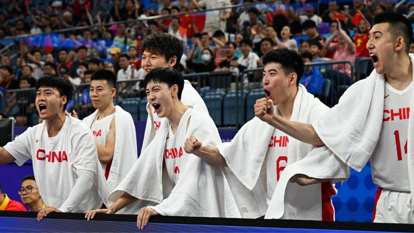 Hu Mingxuan Takes the Torch! A Review of Chinese National Men's Basketball Team Captains: Li Nan, Liu Wei, Wang Zhizhi, Yi Jianlian, and More Included