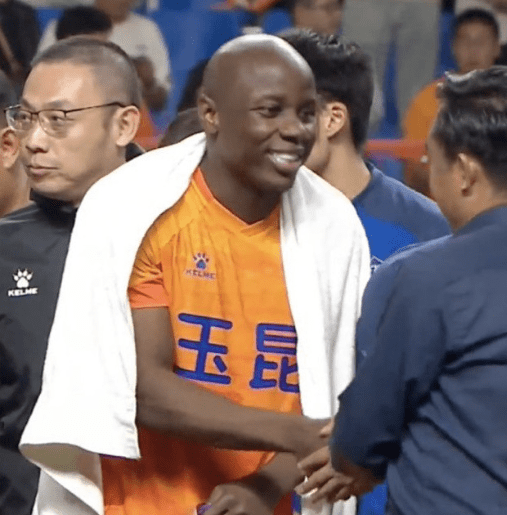 Legendary Dakuai! Mukandewa Accompanies Three Teams to Successive Promotions from the Second Division to the Chinese Super League with Goals and Assists in the Division