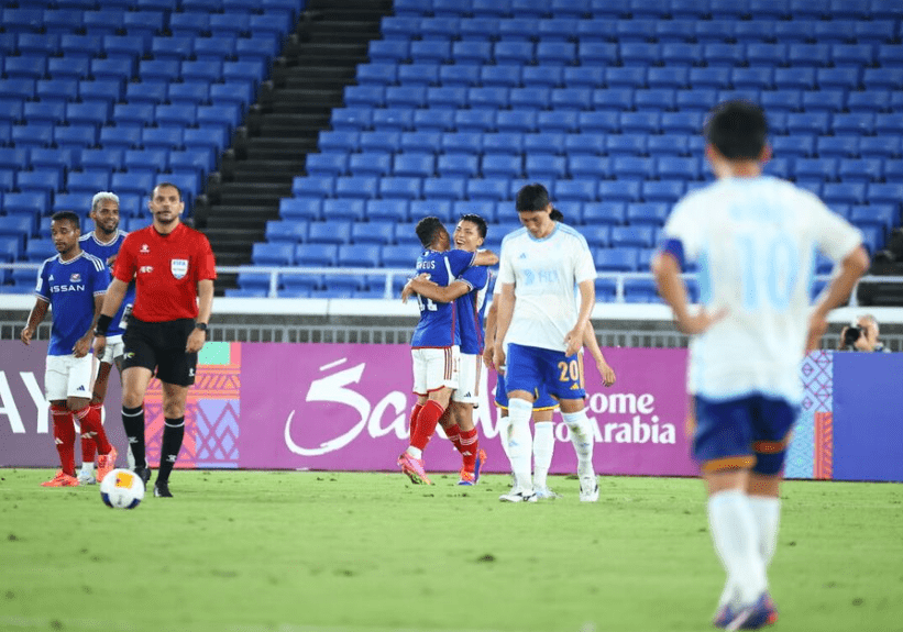 Unbelievable Turnaround! Yokohama's First Round Debacle Followed by Dominating Ulsan: Sends K League Leader to the Bottom with Consecutive Defeats