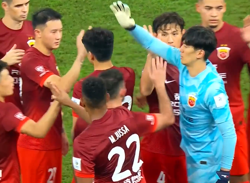 Port Finally Triumphs Over Shenhua, First Time to Advance to the FA Cup Final; Rematch Against Taishan Aims for Revenge and the Grand Slam