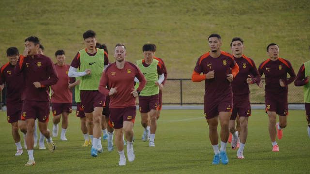 Beiqing: The National Team Reserves Business Class for Players; Team Completes First Training Session in Australia in the Evening