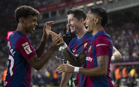 Aspaper praises Barcelona's trio: Lewandowski pays tribute to Messi Eto'o, Yamar Rafinha strong