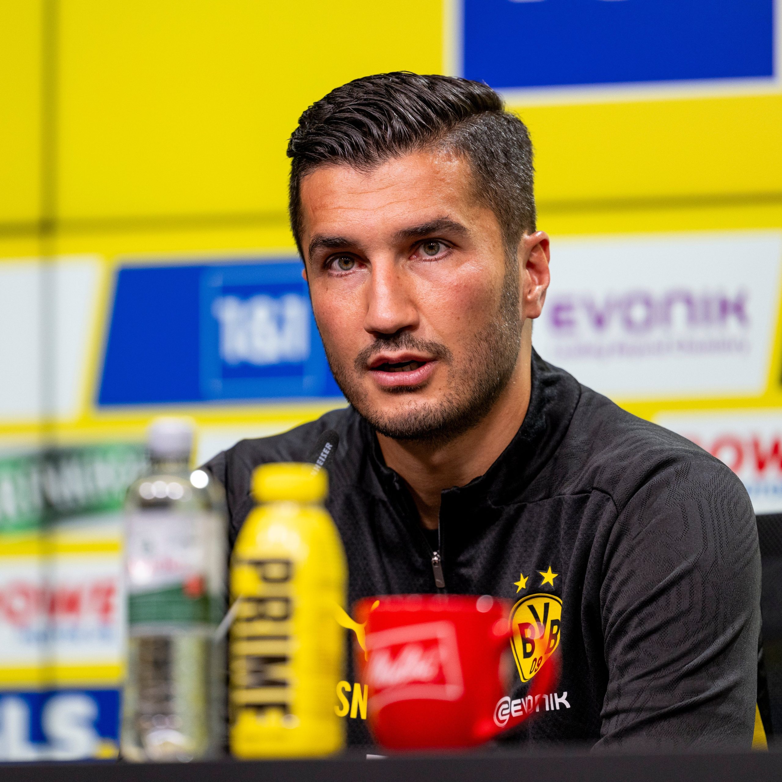 Şahin: Despite Key Absences, Dortmund Eager to Extend Home Winning Streak